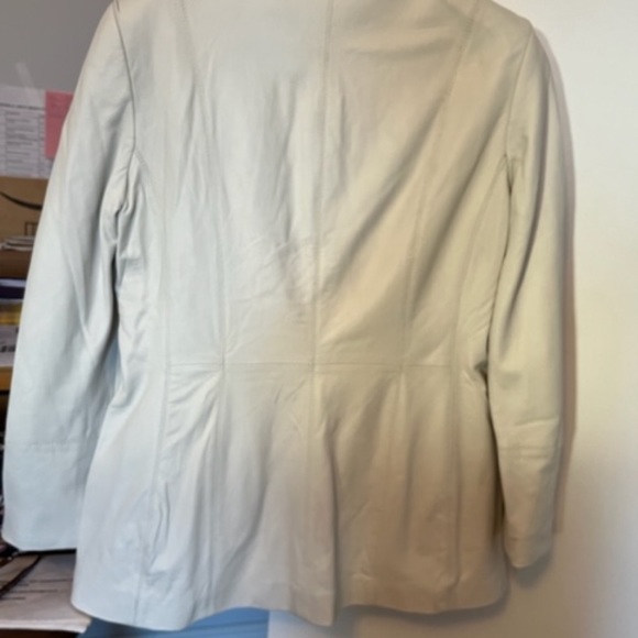 White leather jacket - Picture 2 of 6